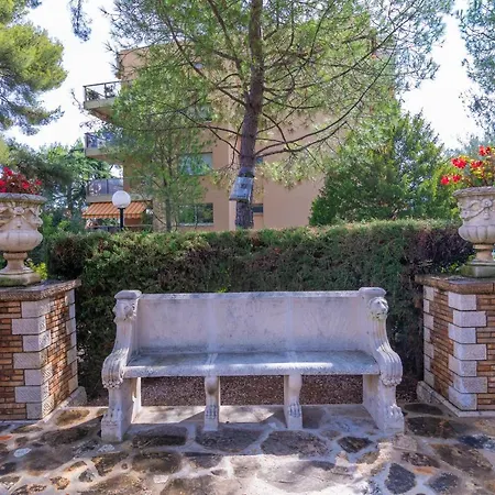 Les Cyclemans At Chateau Sainte Anne - Happy Apartment Nizza
